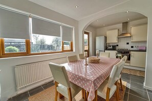 Severn Swans House, Worcester - Host & Stay