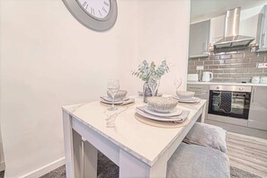 New Street Residence, Worcester - Host & Stay