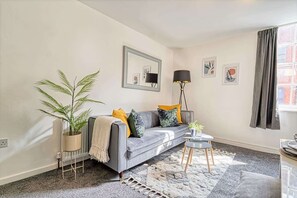 New Street Residence, Worcester - Host & Stay
