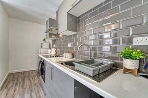 New Street Residence, Worcester - Host & Stay