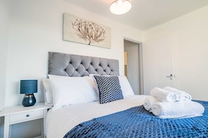 Chestnut Residence, Worcester - Host & Stay