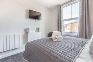 The Bull Inn Flat 2, Worcester - Host & Stay