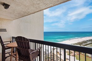 SunDestin 1715 balcony