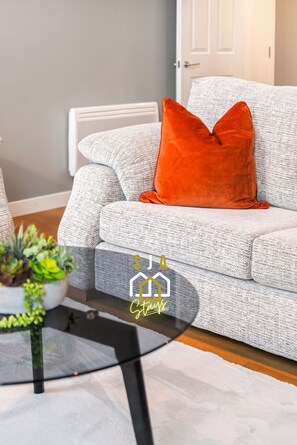 Living Room / Lounge