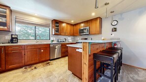 Indoors, Kitchen, Appliance, Microwave, Oven