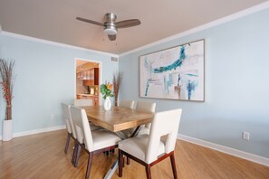 Dining space perfect for breakfast before shopping on Broughton St.