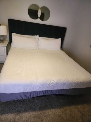 KIng bed