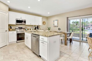 Full Kitchen
