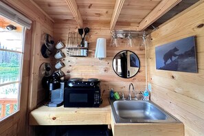 BB Kitchenette 2024