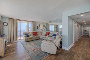 Sectional sofa with recliners