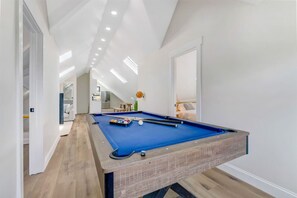 Spielezimmer