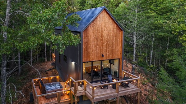 Welcome to Scandi House. A Scandinavian style cabin on 4 private acres with modern decor and furnishings. 
