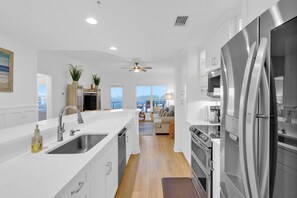 Open Kitchen