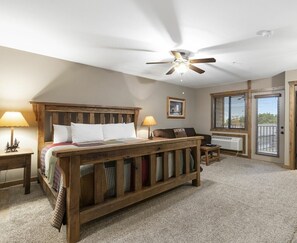 King Suite - King Bed