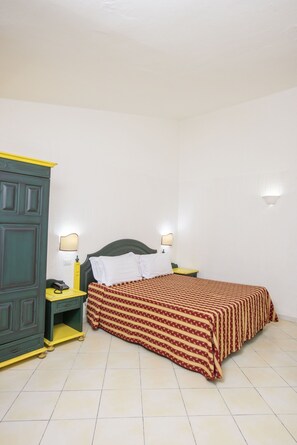 Autumn, Bedroom, Spring, Summer, Winter