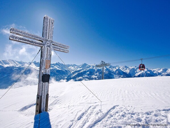 Bleu, Neige, L'Hiver, Montagne, Glacial Relief, Chaîne De Montagnes, Gelé, Pente, Géologique Phénomène, Alpes