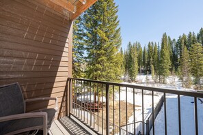 SWP Vasquez Creek #5 private deck