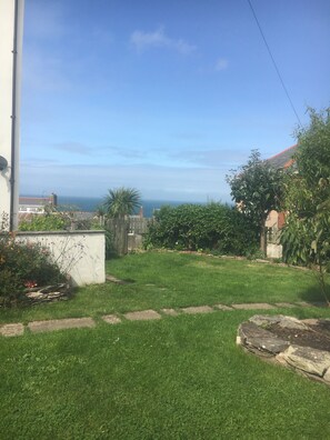 Sea view garden