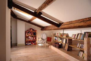 Library and game room