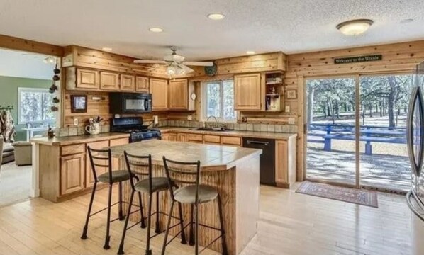 Private kitchen