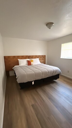KIng Bed 2nd room