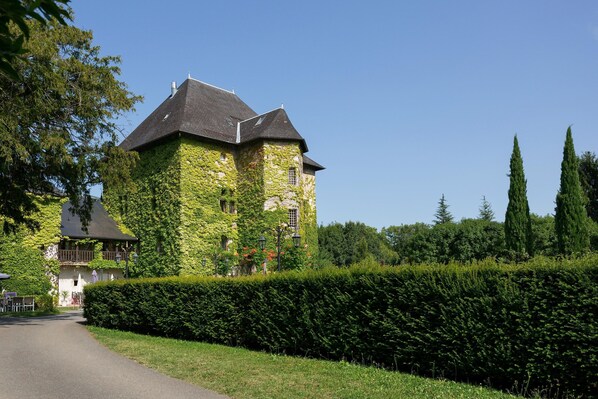 Stay in an authentic Chateau near Chambéry!