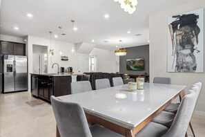 5489 Misty Oak Circle (5).jpg