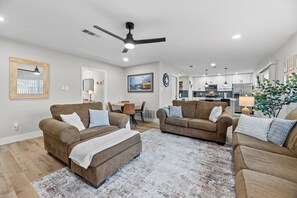 Relax on the comfy sofa, watch a movie, or play tunes on the Bluetooth speaker.