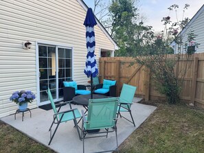 Side patio