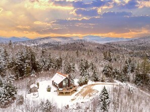 You stay at Sellingham for the views!
