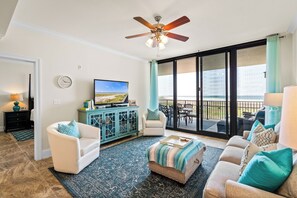 Gulf Front View Living Room 