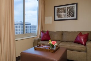 Exact unit will be assigned upon arrival. Views, colors and decor may vary.