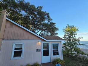 Beachfront Hideaway (2)