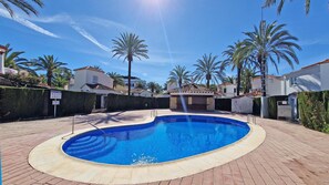 Communal swimming pool