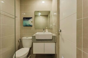 A compact bathroom that is designed for efficiency.
