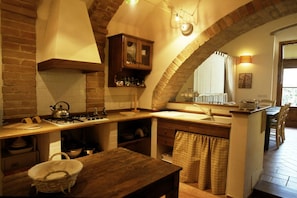 Interior Design, Furniture, Kitchen, Flooring, Wood, Ceiling, Countertop, Kitchen Appliance, Cabinetry, Floor