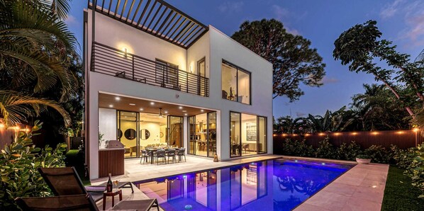 VILLA ENCLAVE