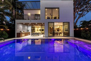 Pool Area & Backyard