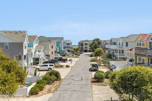 OSO15: The Salty Dog | Top Level Deck View