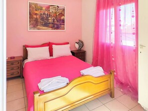 Cozy double bed