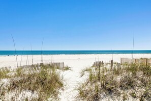 Located directly on the sandy beaches of Gulf Shores
