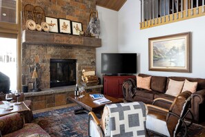 Living Room with Fireplace