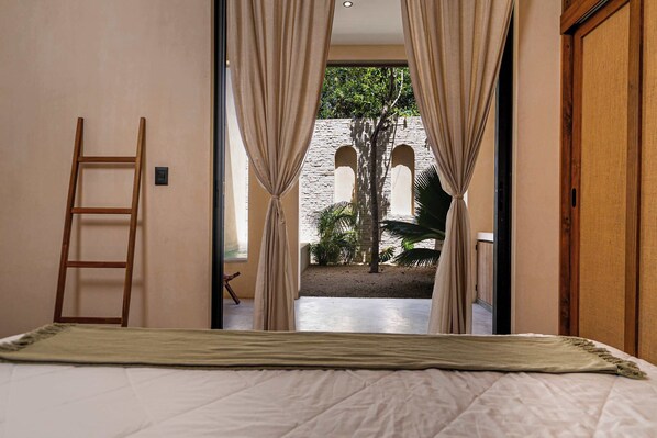 king bedroom