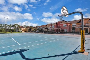 Sportplatz