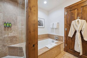 AspenMtnResidences-01C-3598
