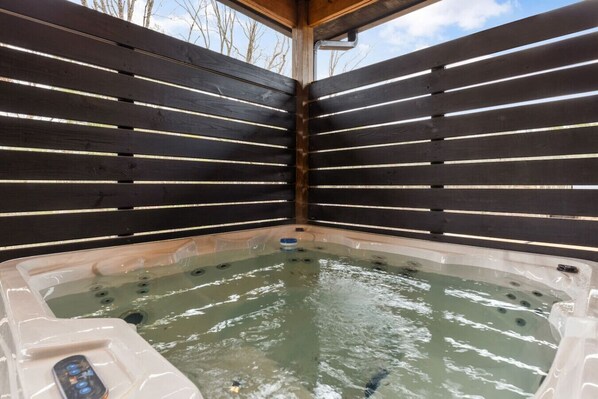 Indoor spa tub