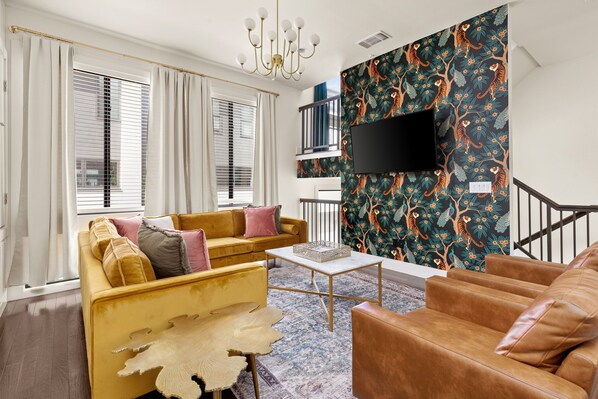 Spacious and highly decorated living to brighten up your stay!