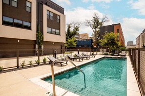 Community pool for your enjoyment!