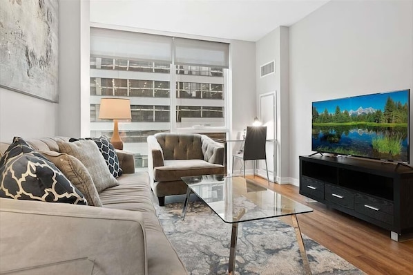 Philadelphia 1 Bedroom Living Room