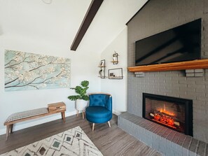 LIVING ROOM cozy corner